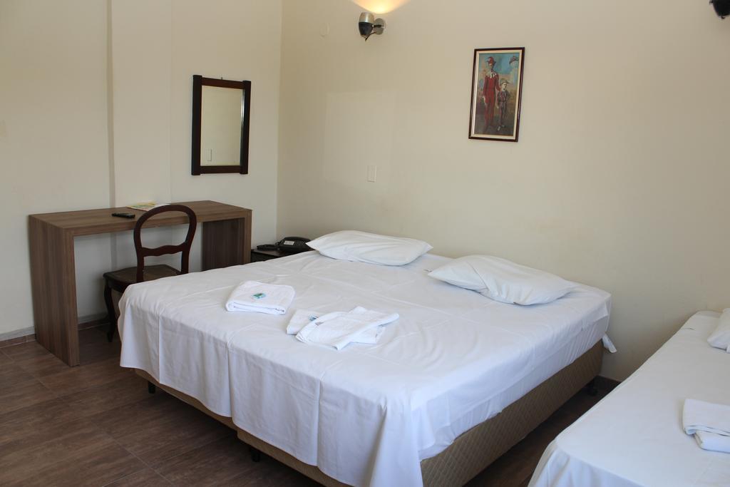 Espigao Palace Hotel Resende Oda fotoğraf