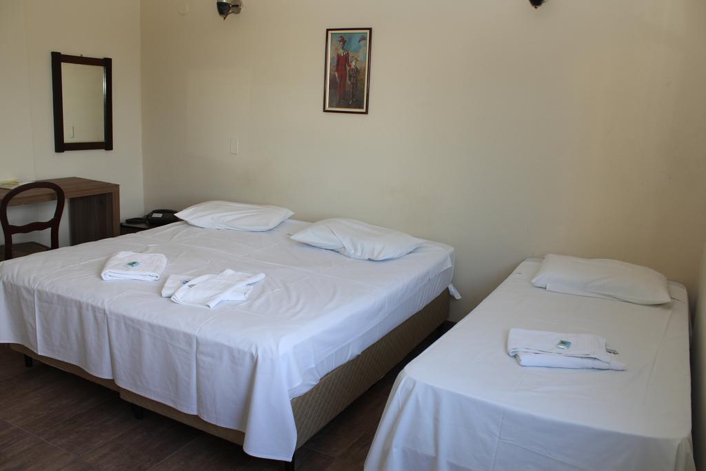 Espigao Palace Hotel Resende Oda fotoğraf