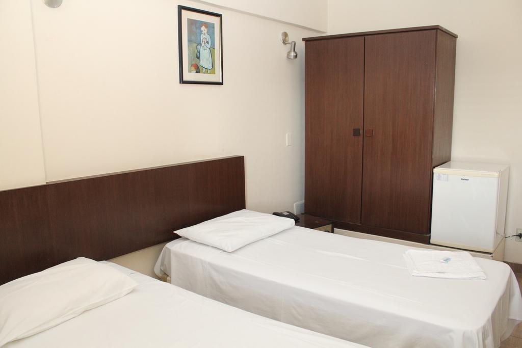 Espigao Palace Hotel Resende Oda fotoğraf
