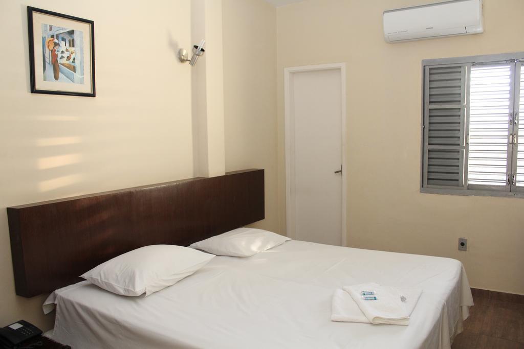 Espigao Palace Hotel Resende Oda fotoğraf